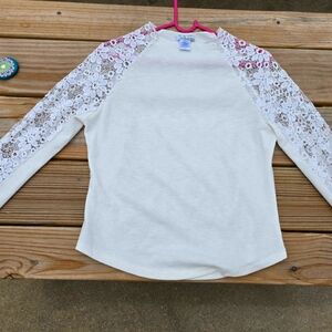 Wild Moss Size Large Western Style Top W/Lace Sleeves